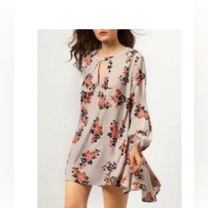 Long sleeve floral shirt/ dress shirt